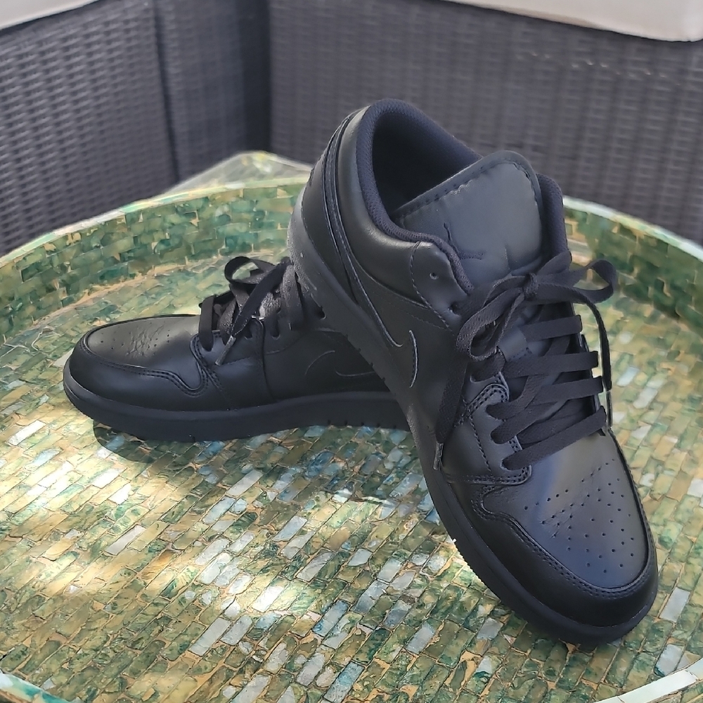 Nike Men's Black Sneakers Size US 9 Pre-loved